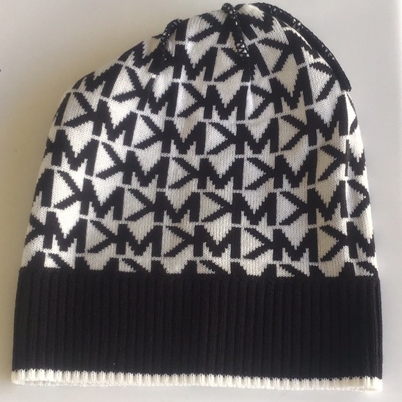 Michael Kors MK logo black white contrast beanie - Picture 8 of 15